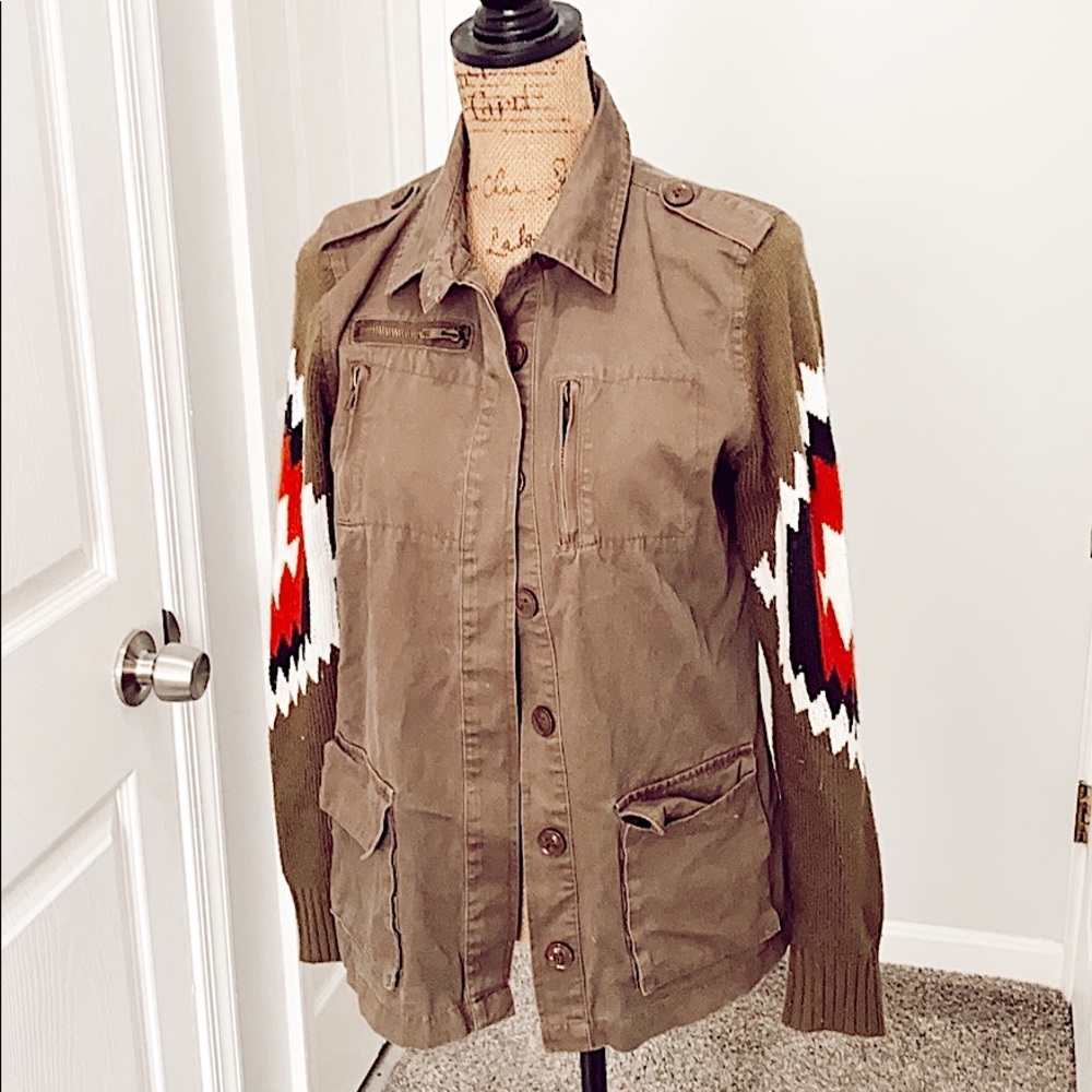Tribal Print Sleeve Jacket - Medium